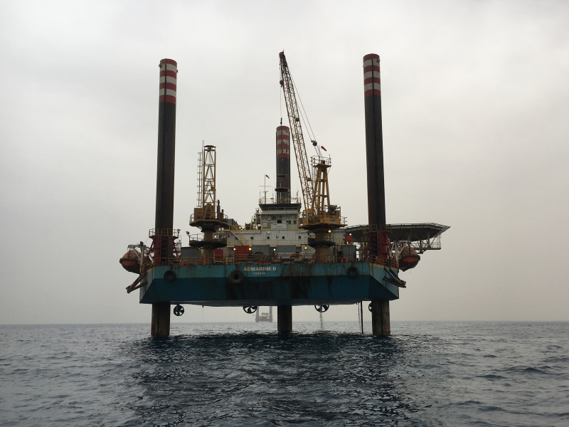 Drillship Admarine 12 Capsizes in the Gulf of Suez