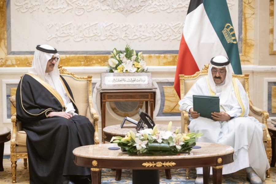 His Highness the Amir receives invitation to Future Investment Initiative 2025 Forum