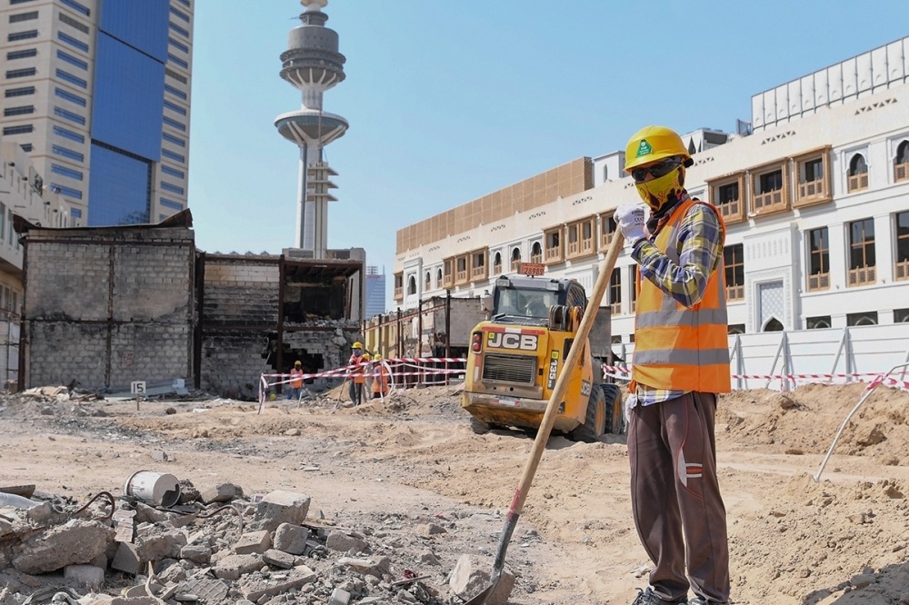 33 workers caught violating outdoor work ban in June: PAM