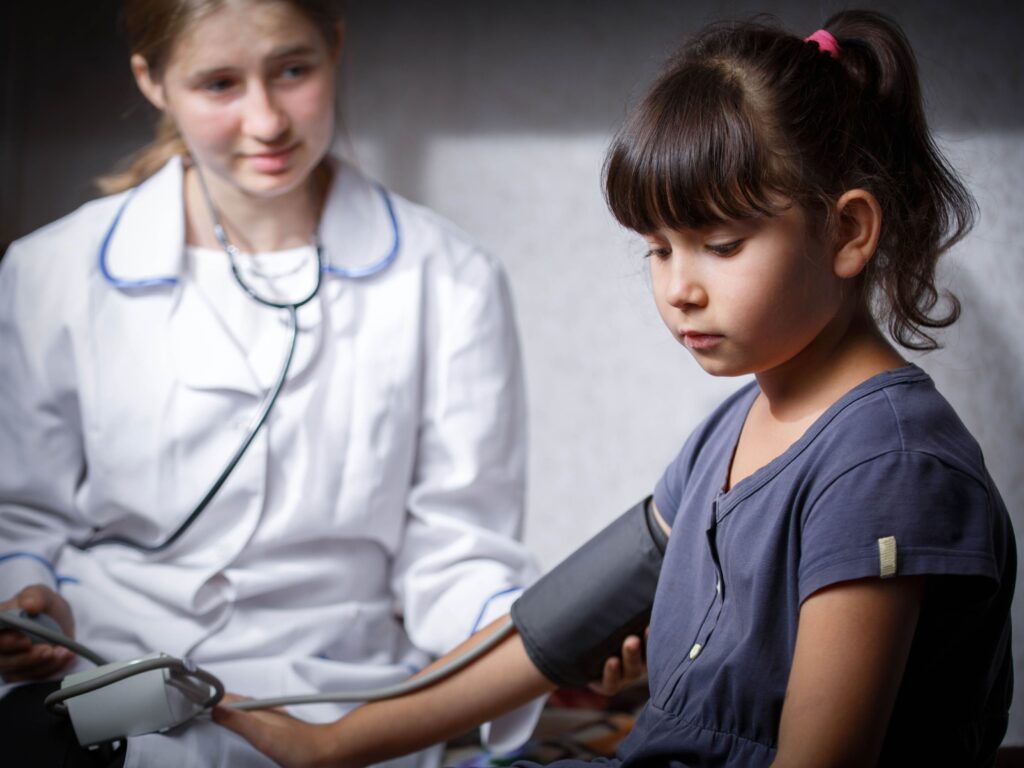 Childhood High Blood Pressure Is Linked to Adult Heart Disease, Study Finds – Health