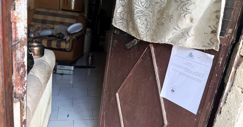 How Syrian forces emptied Alawite suburb: X means stay, O means go