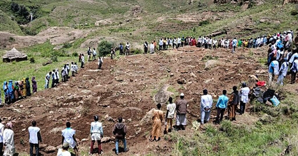 ‘Tears and pain’ after deadly Sudan landslide