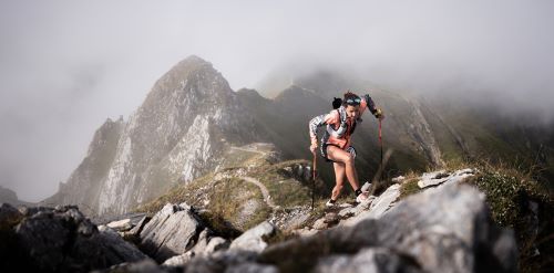 Amazfit Ambassador Ruth Croft Claims Victory at the 2025 UTMB