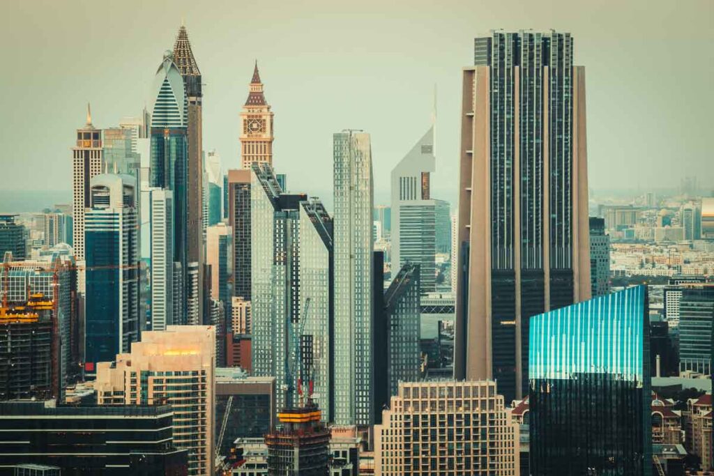 UAE office rents jump 31% in Q2 2025 as vacancies hit record lows, retail demand accelerates: JLL