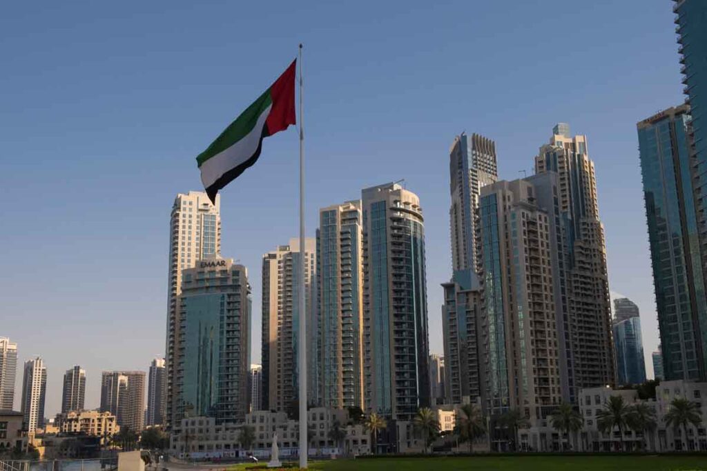 UAE non-oil economy shows resilience as trade jumps 24%, OPEC report says