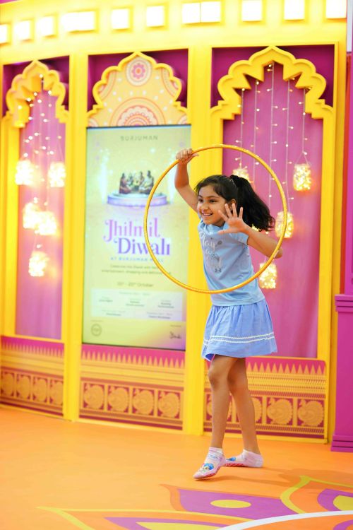 From Bazaar to Baithaks: BurJuman Mall Invites Families to Celebrate Jhilmil Diwali