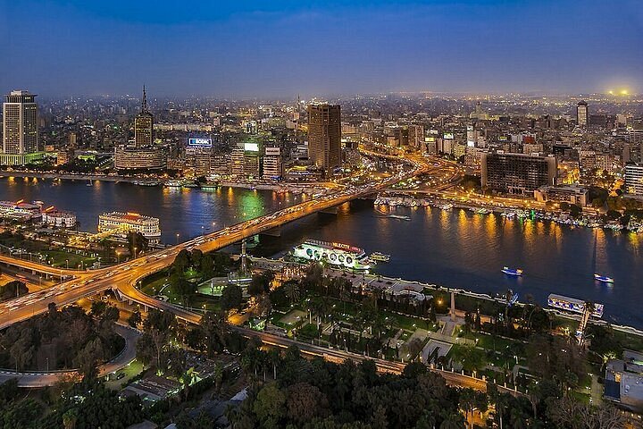 Egypt Reverts to Winter Time, Moving Clock Back at Midnight