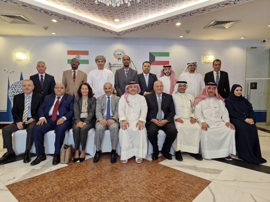Kuwaiti Ambassador hosts Arab diplomats, Arab league official in India